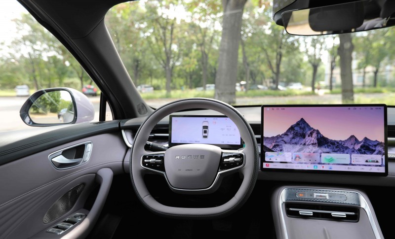 10万级混动家轿选什么？荣威M7 DMH 8.58万起给出最优解