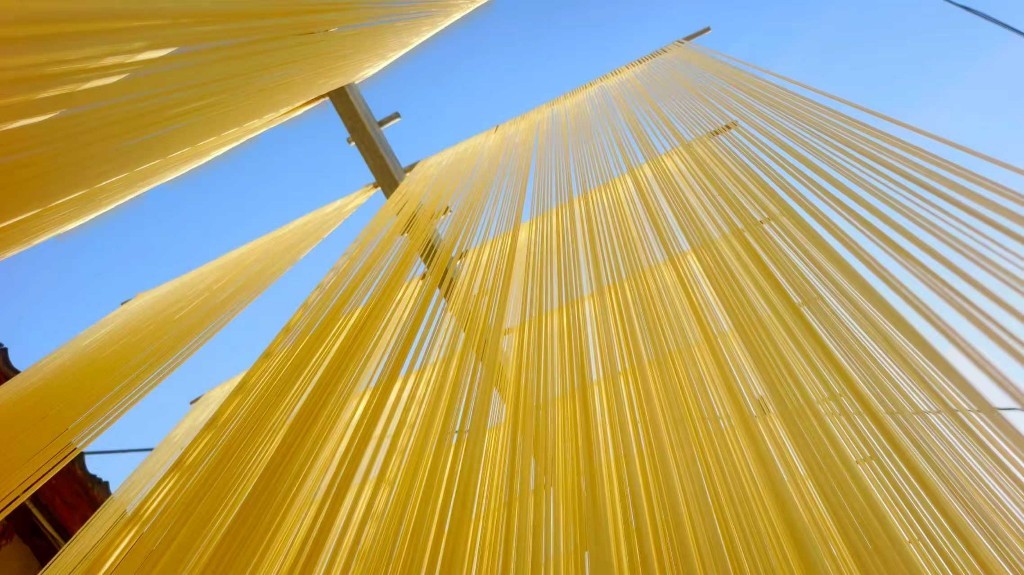 小院手工挂面　浓浓年味