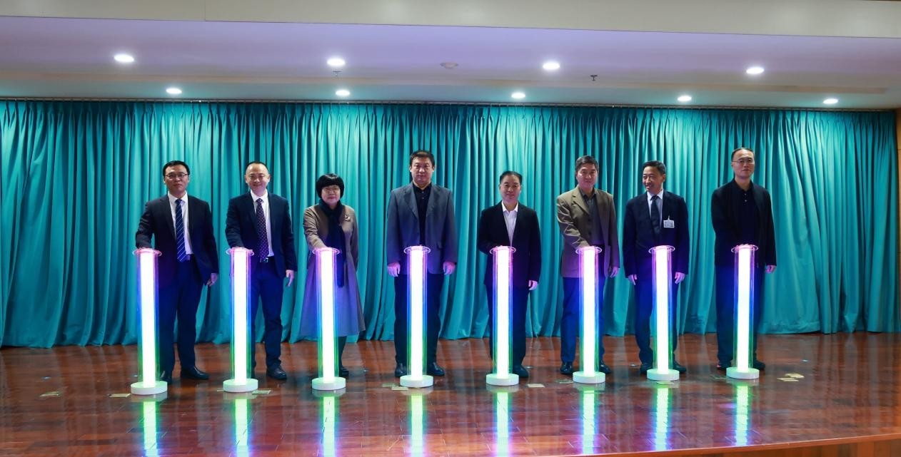 （开机启动仪式）