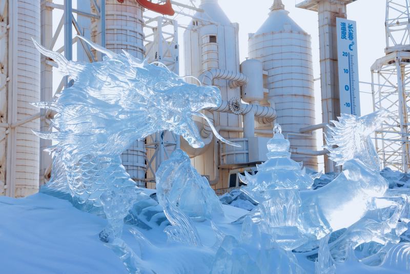 长春国际冰雪雕大赛开启冬日艺术狂欢