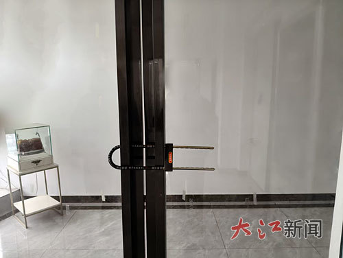 培训机构大门紧闭