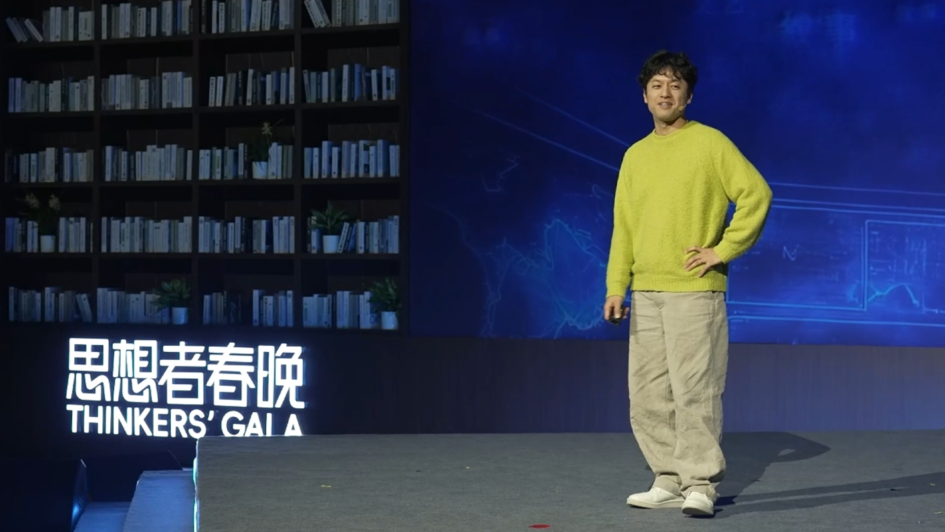 “穷邻居突然有钱了”，日本导演竹内亮：2010年中国GDP超过日本，从这个时候开始，日媒开始抹黑中国