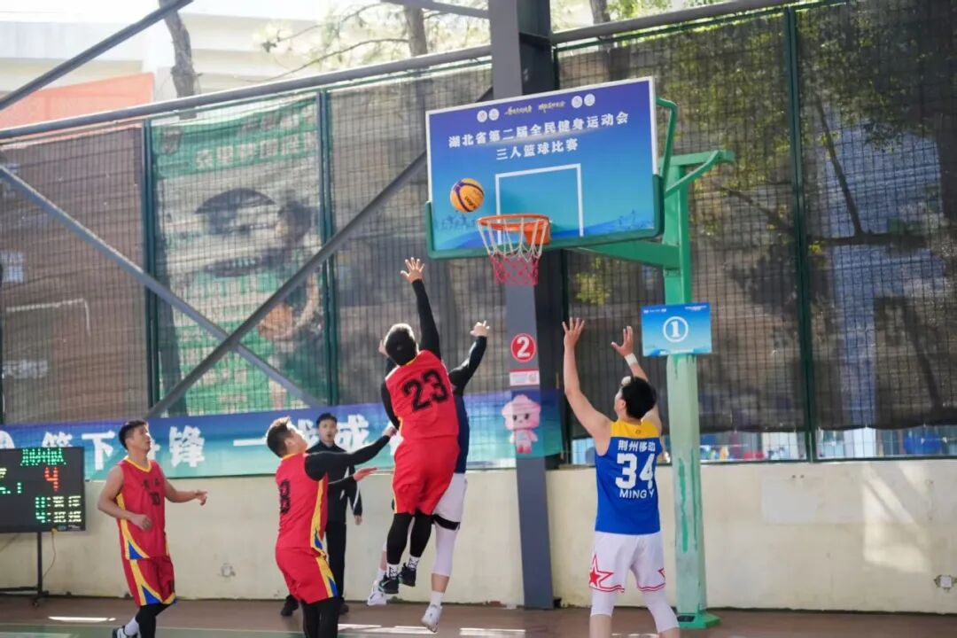 （三人制篮球比赛在孝感市体育艺术学校风雨篮球场举行）
