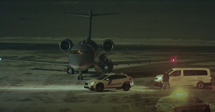 特朗普嘲讽格陵兰岛仅靠狗拉雪橇防卫,丹麦派兵登岛