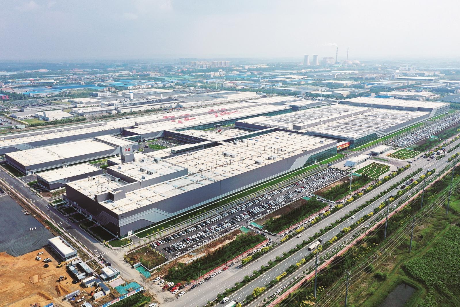 一汽红旗繁荣工厂俯瞰图。