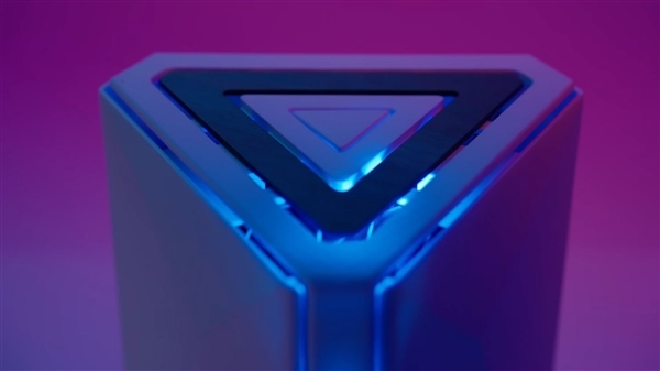 真大神！中国女玩家打造三合一游戏主机：PS5、Xbox Series S、Switch 2首次合体