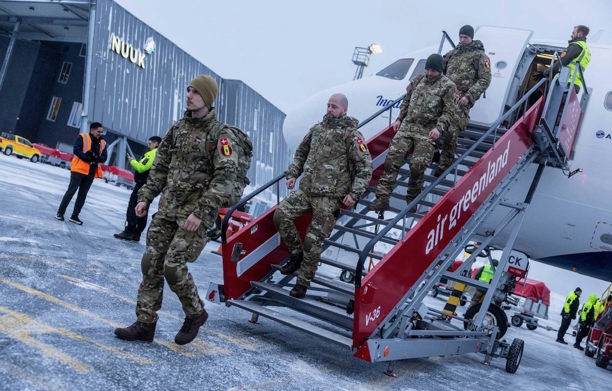 丹麦增兵格陵兰岛,特朗普不排除动武