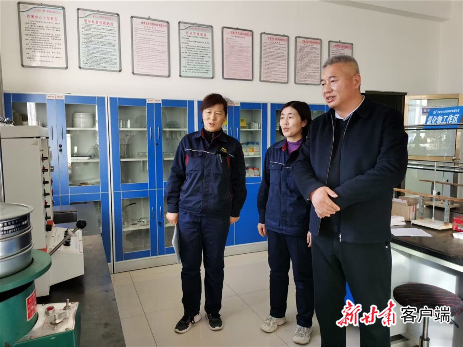 甘肃代表委员话“医”靠：银龄医生再上岗发挥余热