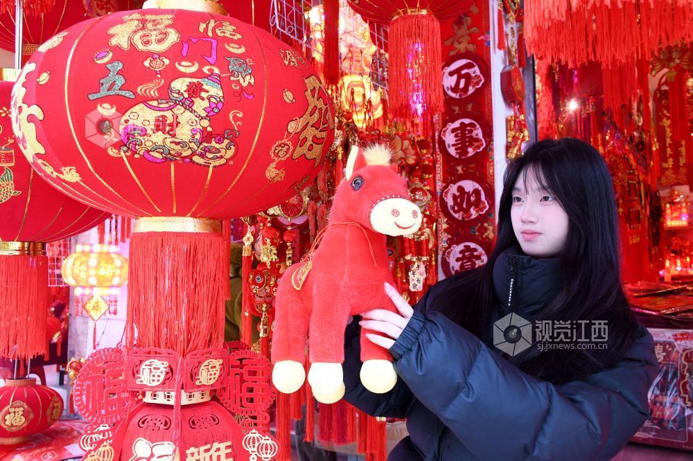 江西南丰：饰品红火年味浓（图）