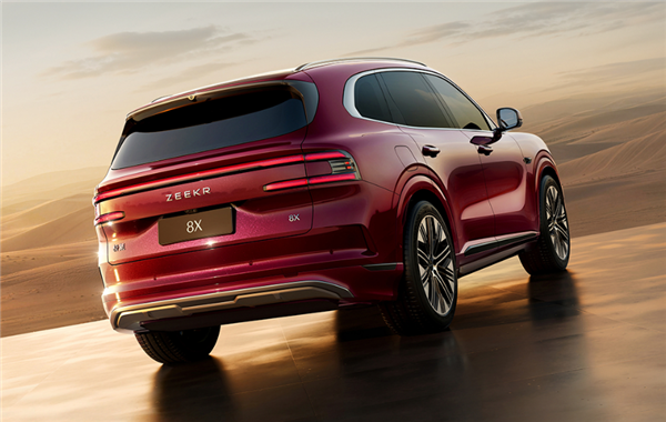 预计售价40万级 极氪8X官宣：吉利打造的“新能源宝马X5”来了