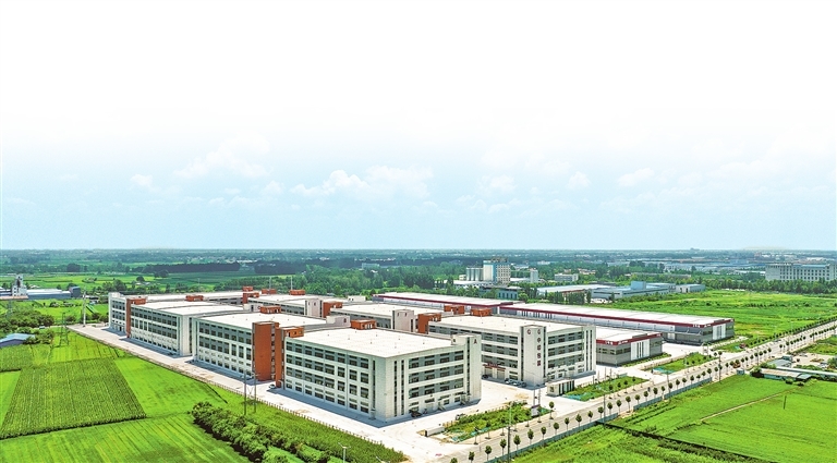 建成投入运营的通许县酸辣粉产业园一期。通许县委宣传部供图