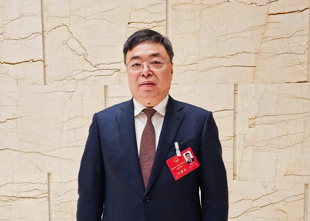 青岛市人大代表李蛟龙:推进生成式人工智能在基础教育领域规范应用