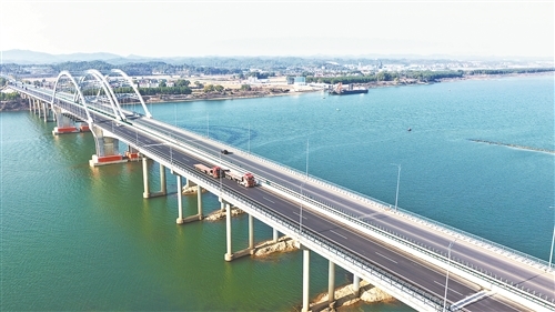 峡江县：现代立体交通网络（图）