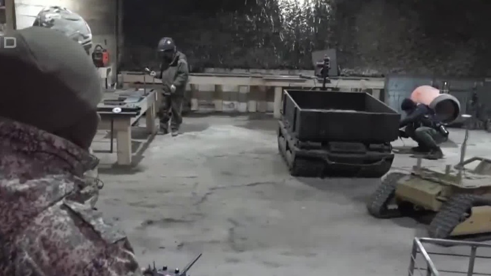 凤凰记者专访俄军东部集群工程兵部队