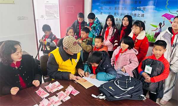 菩提树助学计划再续温暖！福州开元志业文教慈善基金会冬日助学永泰盖洋乡中心小学