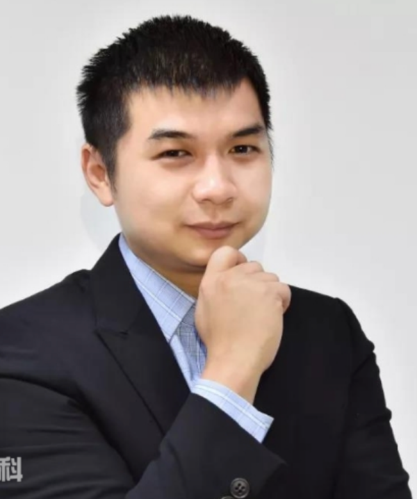 (翼菲科技创始人张赛,图源:百度百科)