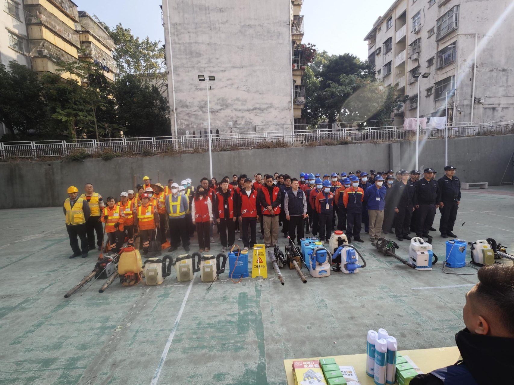 岁末除四害 全民齐参与！宝安西乡乐群社区掀起冬春季爱国卫生运动热潮