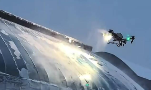 雪天出租无人机给大棚除雪，安徽等多地飞手称生意火爆