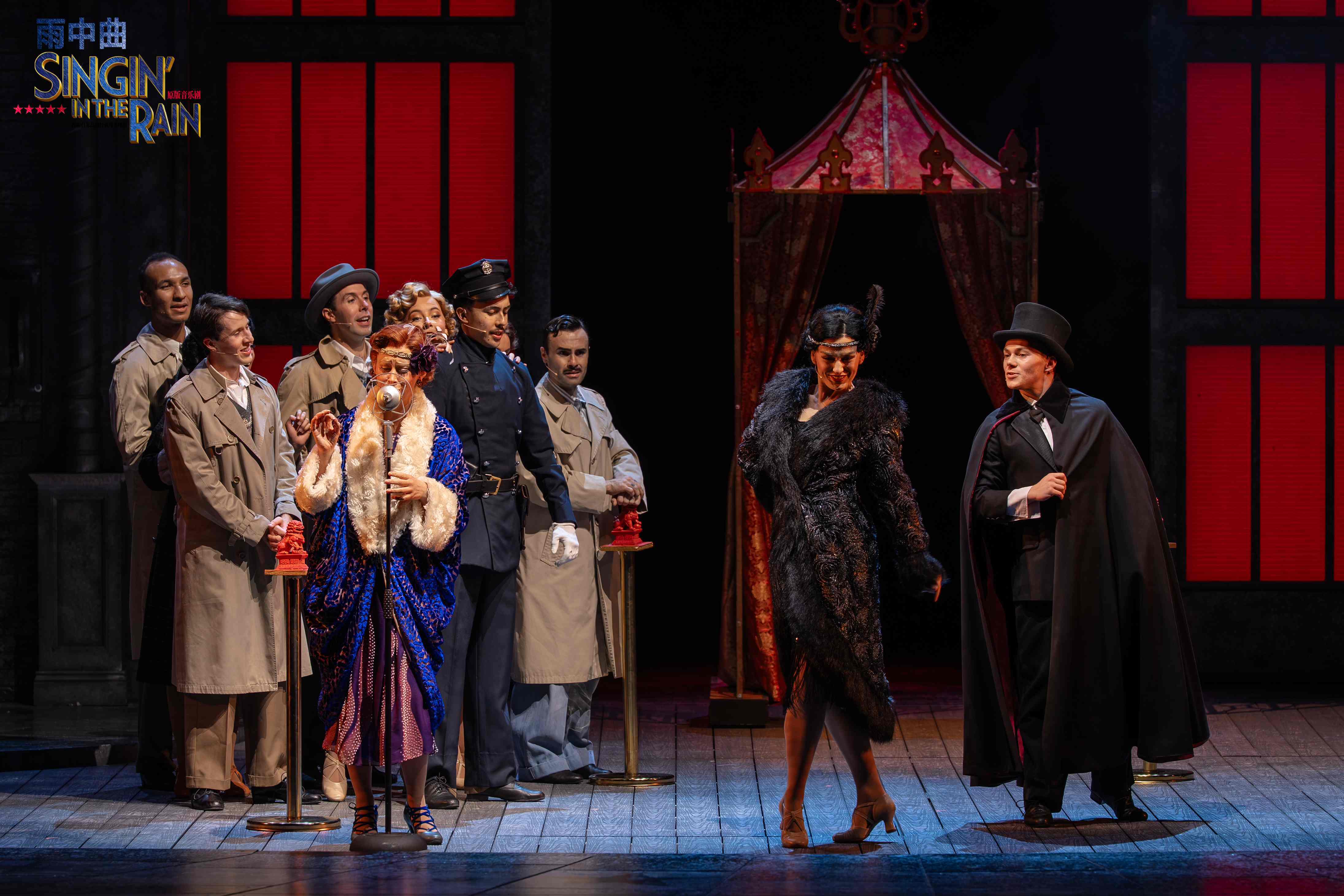 伦敦西区原版音乐剧《雨中曲》主创见面会“雨”众不同