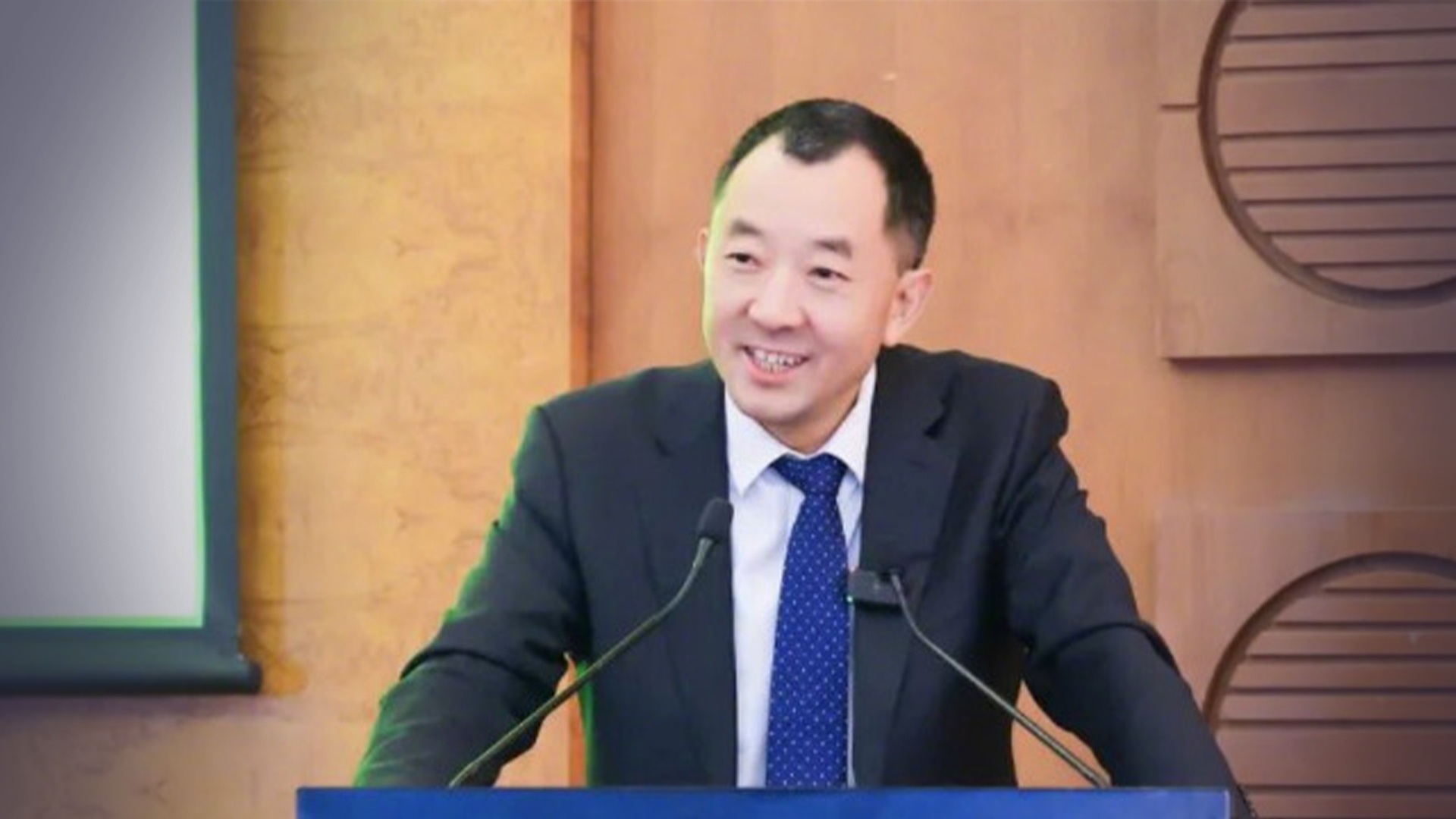 70万年薪争议之后：新东方聘请陈行甲为总顾问，年薪150万元