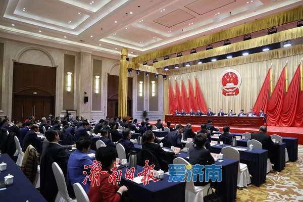 市十八届人大五次会议收到议案31件 收到建议、批评和意见326件