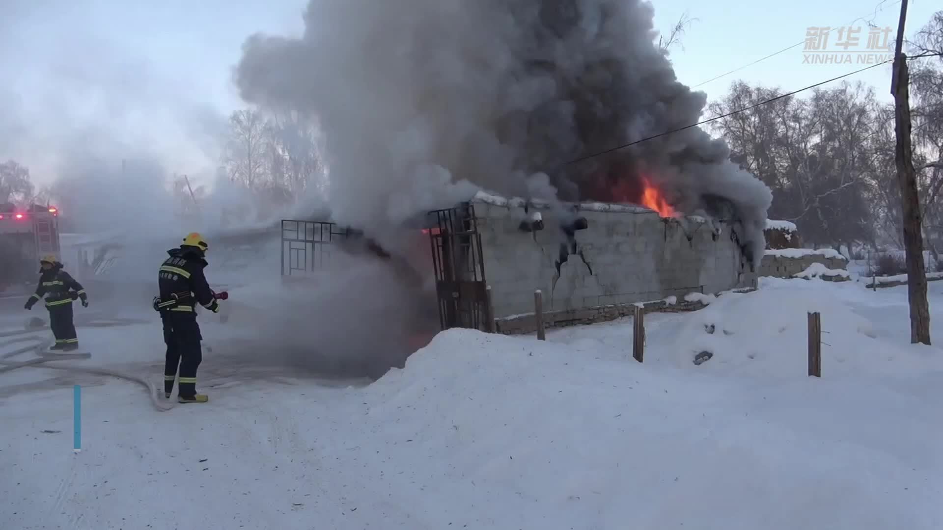 零下42℃灭火救援后 他们身披“冰甲”