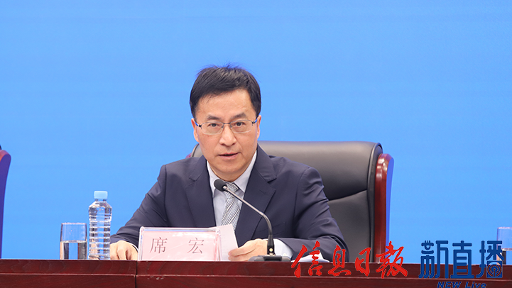 省科技厅党组成员、副厅长席宏