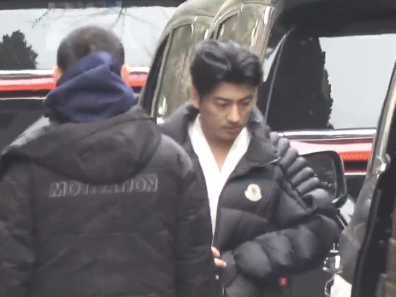 海来阿木现身2026央视春晚首次联排。