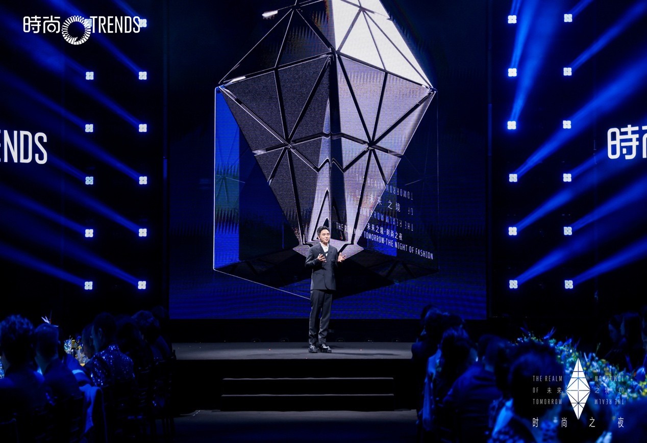 知名设计师、艺术家，时尚之夜主视觉设计总监潘虎宣讲