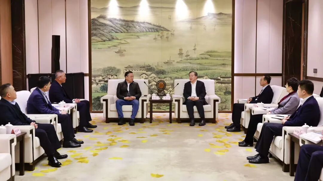 市委书记范波会见台光电子材料股份有限公司董事长董定宇一行