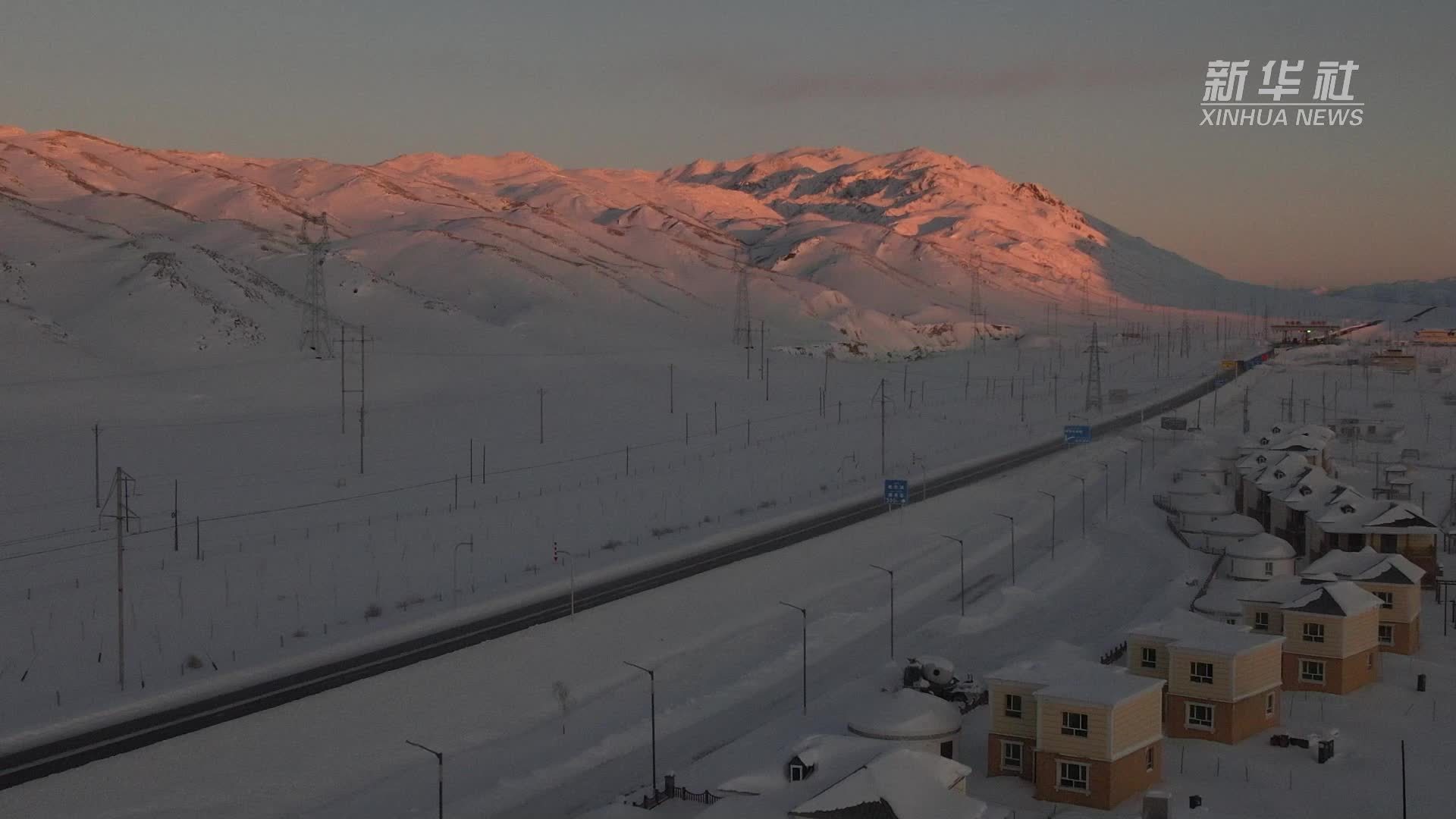 新疆阿勒泰迎寒潮天气 多部门联动保障民生
