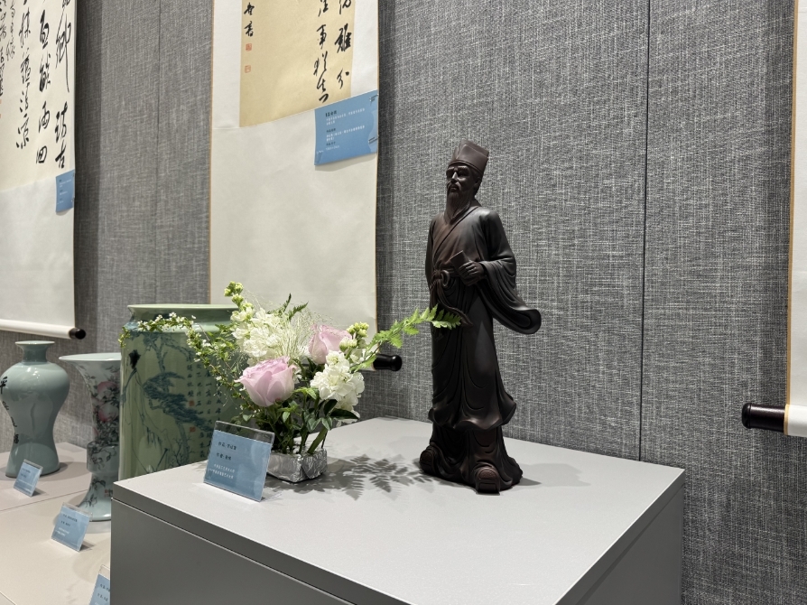 平顶山“汝窑杯”全国名家作品展启幕 400余件精品解锁非遗新姿