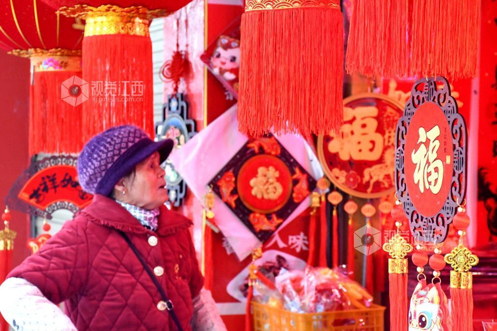 江西南丰：饰品红火年味浓（图）