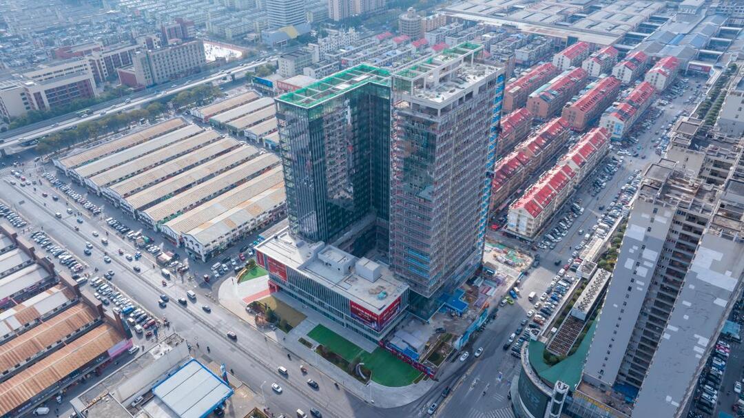 中非经贸总部基地主体结构封顶 雨花国资经营集团供图