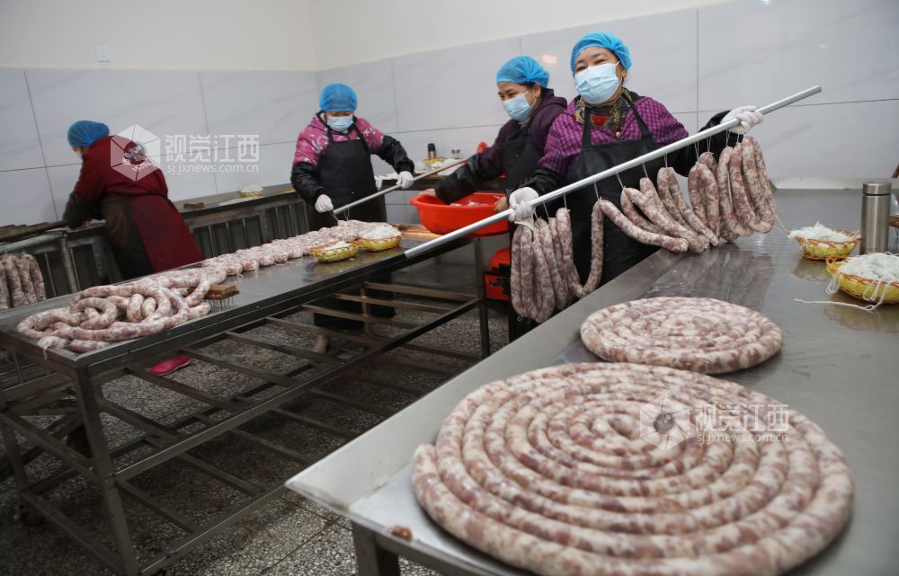 宜春:传统腊味产销两旺(图)