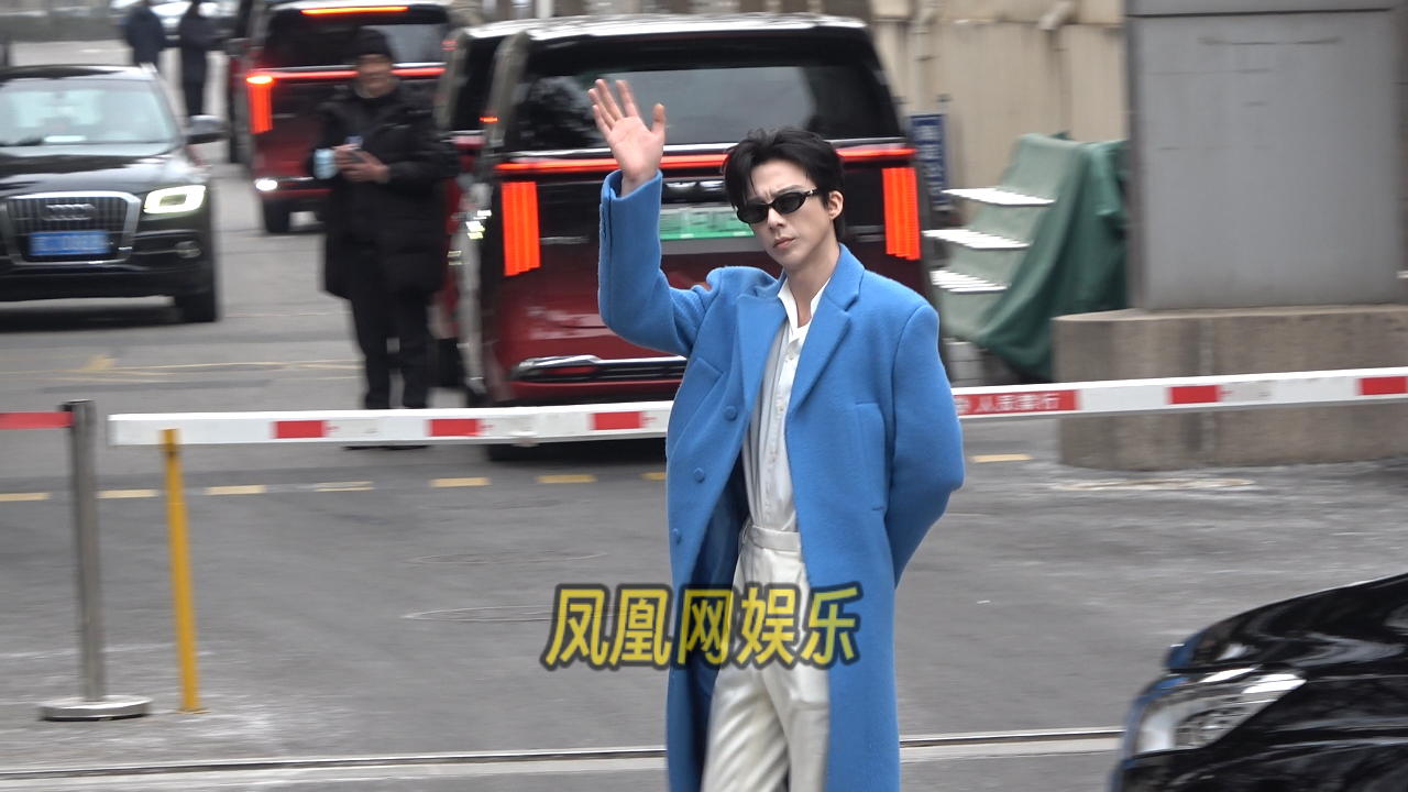 刘宇宁现身2026央视春晚首次联排，期待精彩表现！