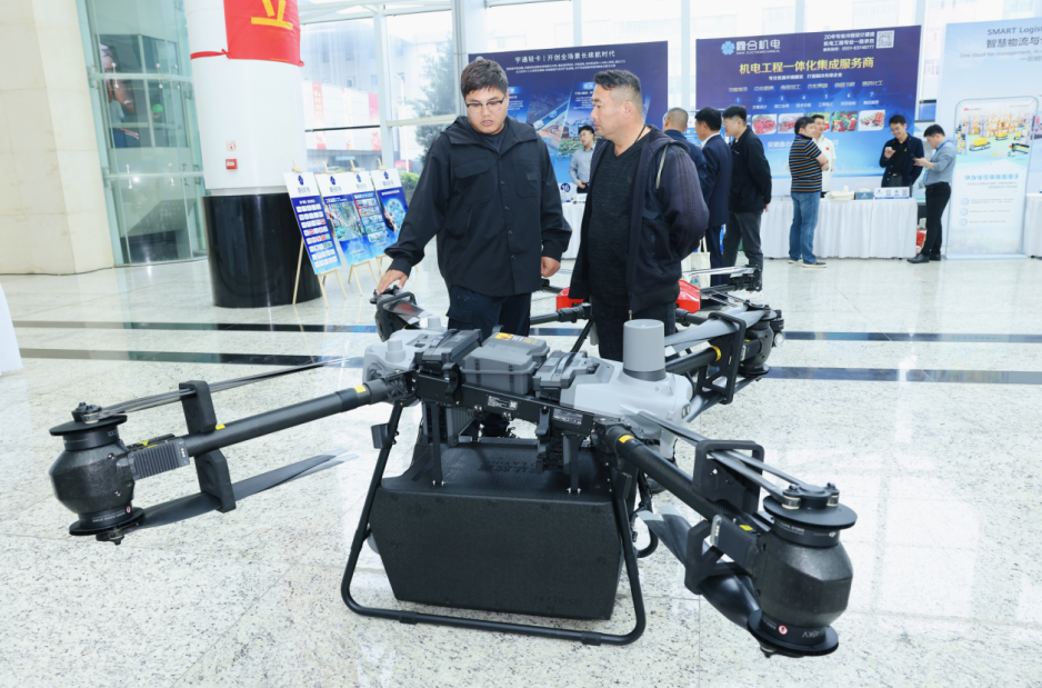 众彩物流农业无人机配送