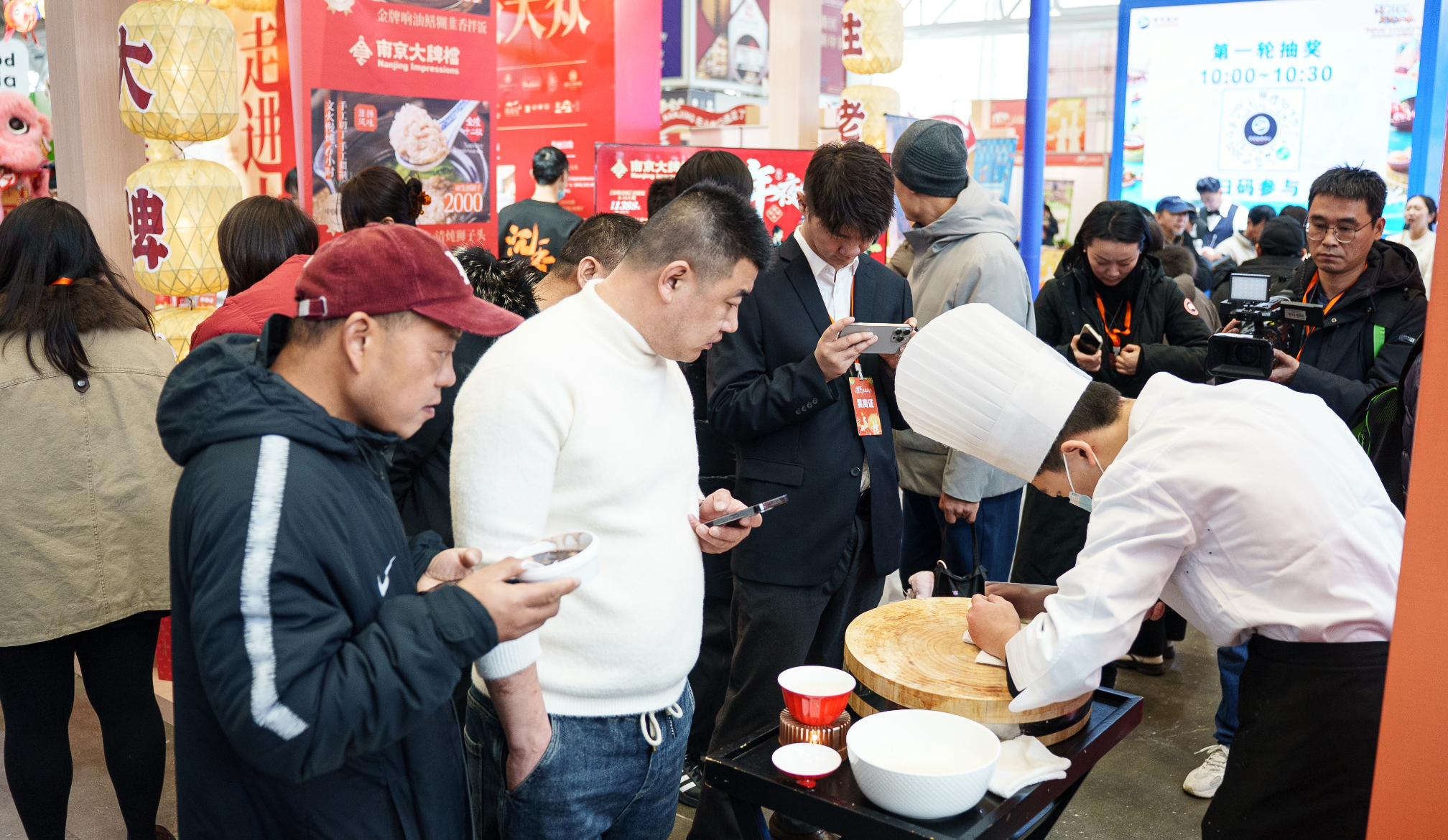 不止“苏超”，更有“苏味”！“我是厨神”美食嘉年华点燃南京新春消费热潮