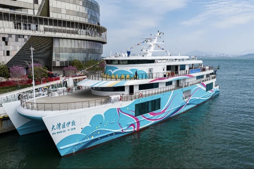 海上演唱会闪耀湾区 COLORMIX女团携手招商邮轮启幕深圳海上文化之旅