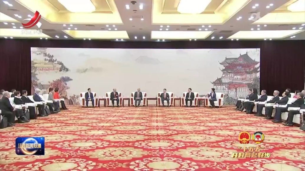 尹弘叶建春会见港澳委员和特邀海外侨胞代表 宋福龙参加