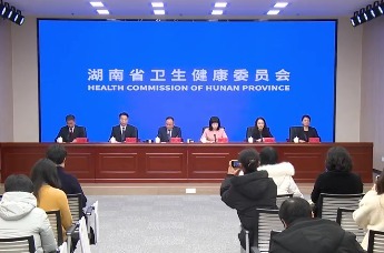 春节饮酒熬夜伤肝？中医教你两个简单动作轻松化解