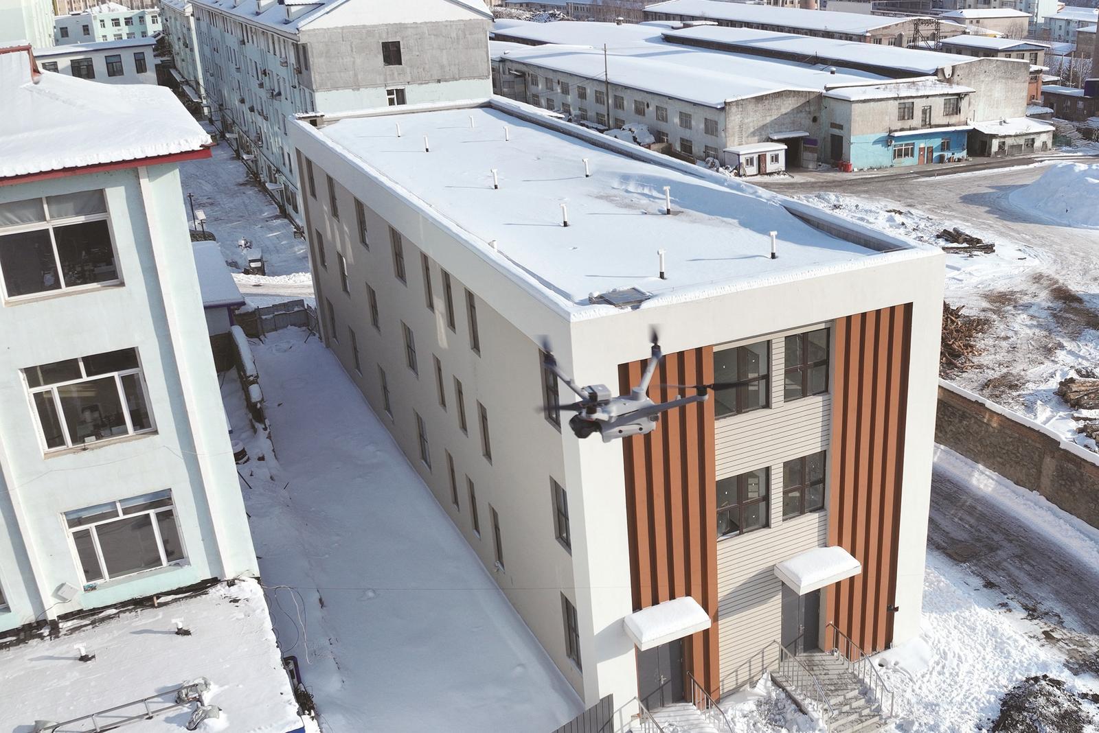 无人机循环播报 本组图片 森林公安供图