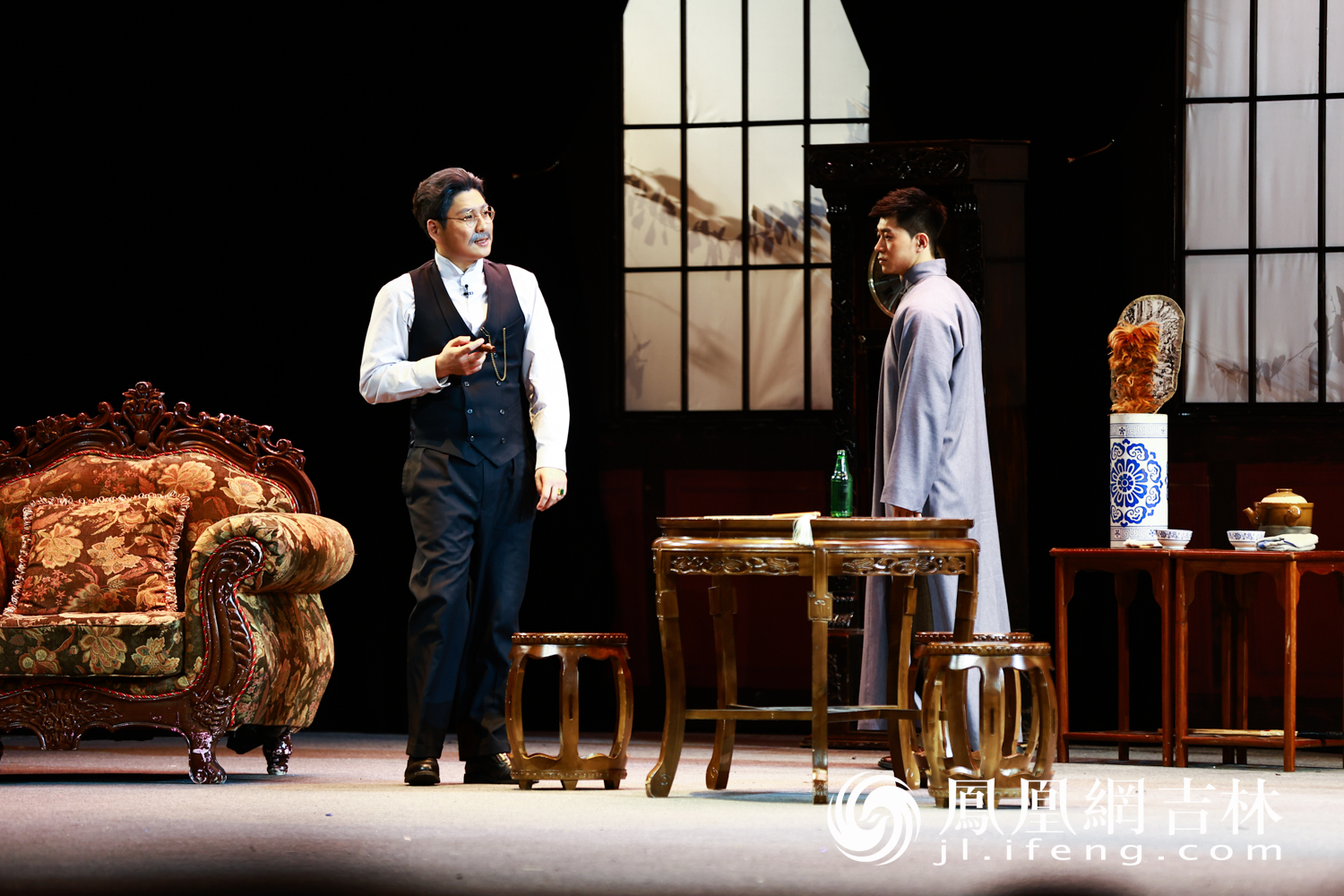 长春话剧院经典剧目《雷雨》2025巡演70场收官