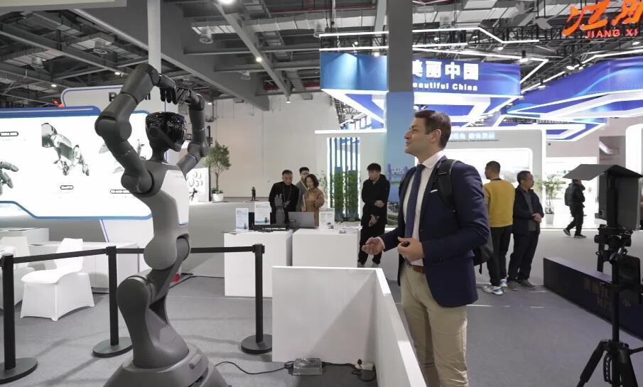 2025世界绿色发展投资贸易博览会现场