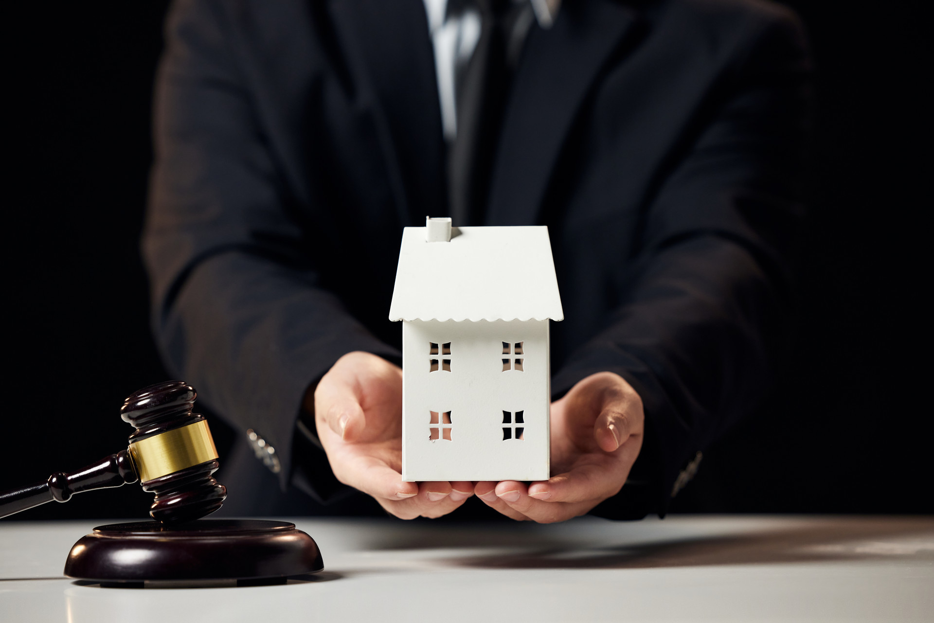 起拍价2.45亿元 西海岸一宗核心地块进入司法变卖