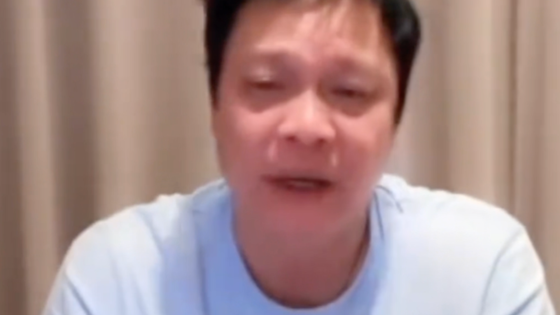 0:4不敌日本，中国队获U23男足亚洲杯亚军，范志毅愁得直挠头：可以接受输，但下一场得进步