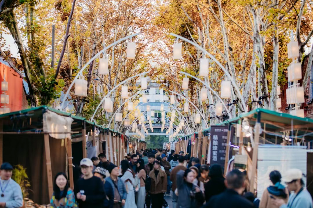 年轻人当上“年货主理人”，这七种春节消费走向顶流(图9)