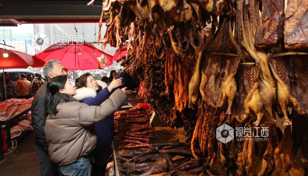 宜春:传统腊味产销两旺(图)