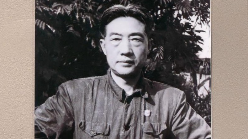 徐悲鸿画马不止于展现形貌，他将个人情感、民族命运与时代精神熔铸于笔端