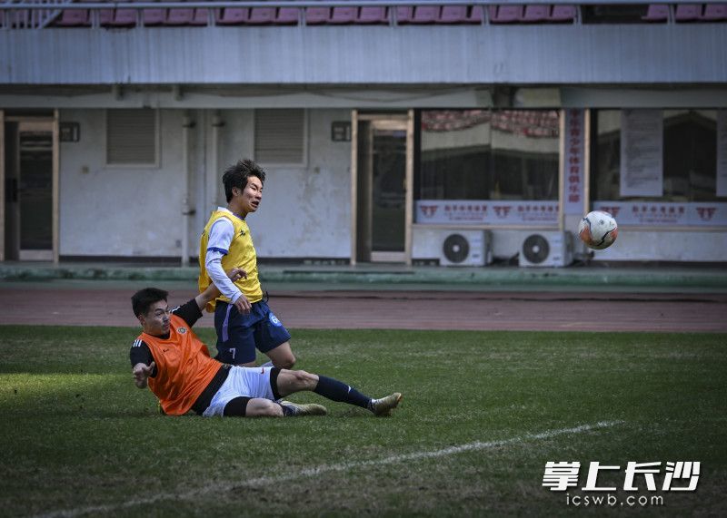 选拔对抗赛现场。